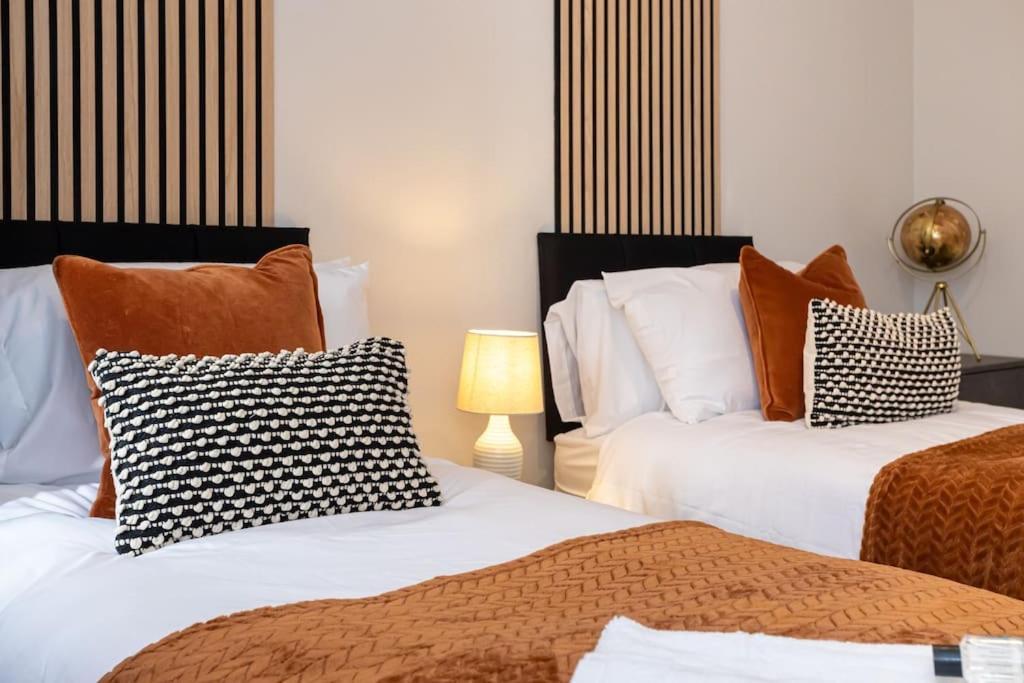 Railway House - Central Warrington - Sleeps 6 Exteriér fotografie
