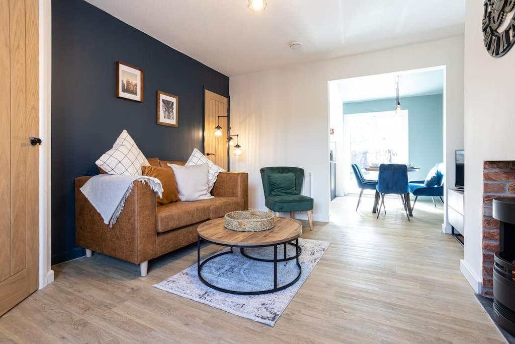 Railway House - Central Warrington - Sleeps 6 Exteriér fotografie